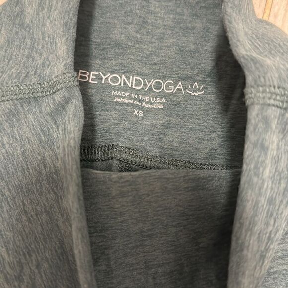 New Beyond Yoga XS green blue legging - Picture 3 of 4